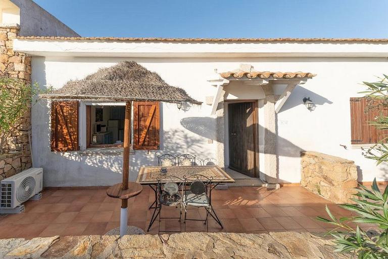 Villa Antonina - Studio, Golfo Aranci (OT)