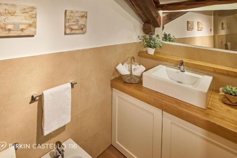 Albergo Diffuso Birkin Castello - Junior Suite, Cagliari (CA)