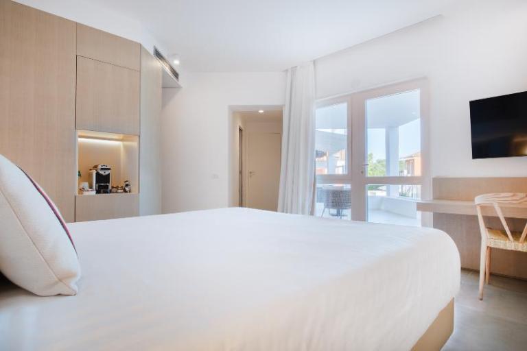 Hotel Galanias - Chambres Deluxe, Bari Sardo (OG)