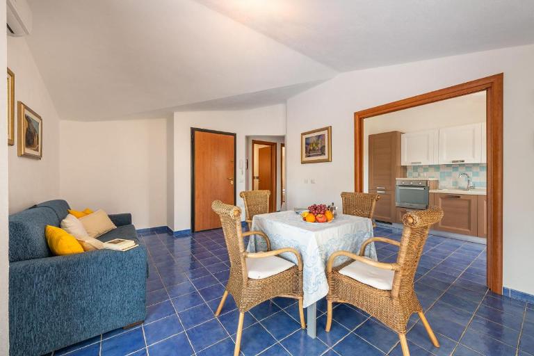Alba Marina Apartment - Alba Marina Apartment, Cala Gonone (NU)