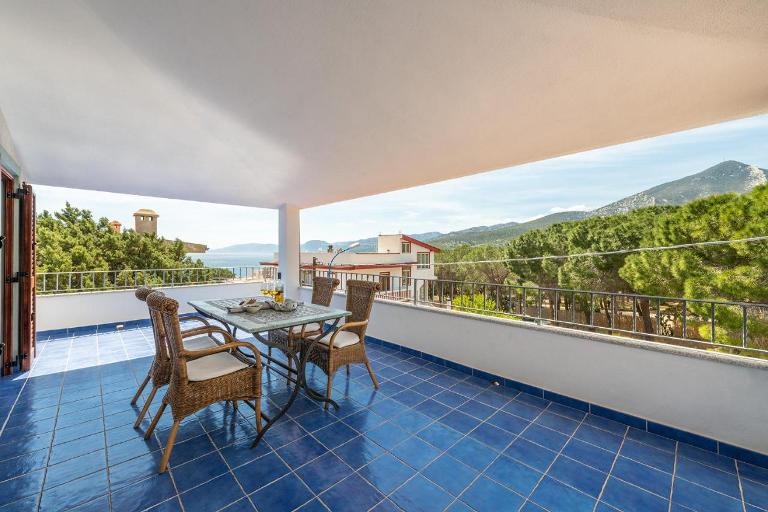 Alba Marina Apartment - Alba Marina Apartment, Cala Gonone (NU)
