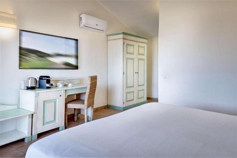 Veridia Resort - Camera Comfort, Domus de Maria (CA)