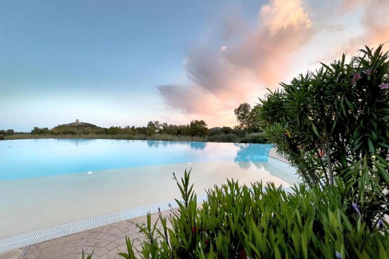 Veridia Resort - Premium Vista Baia, Domus de Maria (CA)
