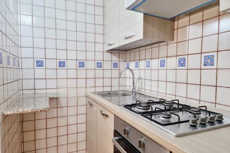 House Delmare - Flat on ground floor, Orosei (NU)
