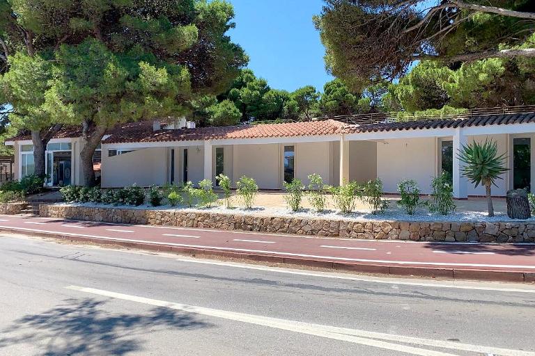Angolo Mare Apartments & Rooms - Double Romms, Porto Pino (CI)