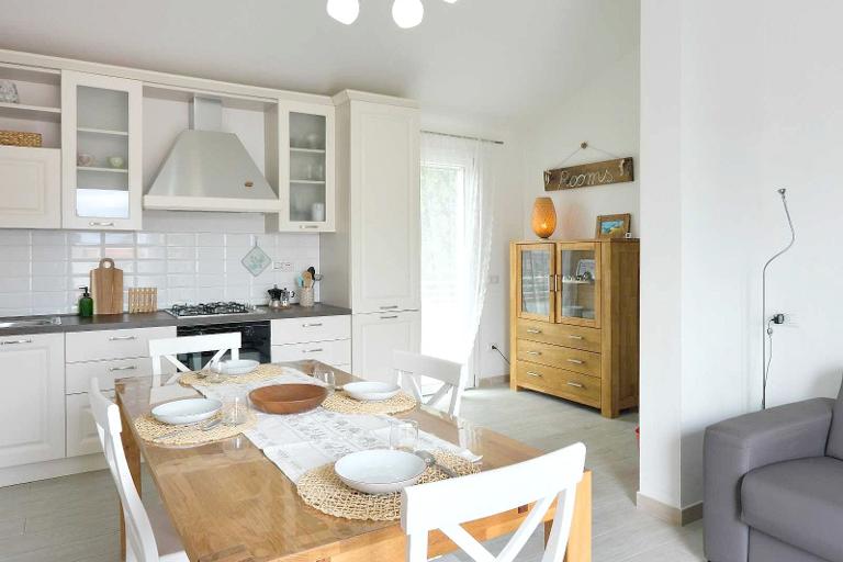 Home Porto Pino - Ferienwohnung, Porto Pino (CI)
