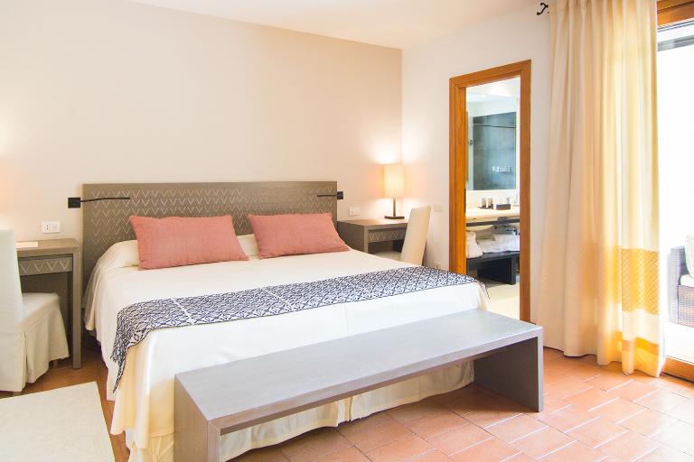 Hotel Aquadulci - Suite lato mare, Chia (CA)