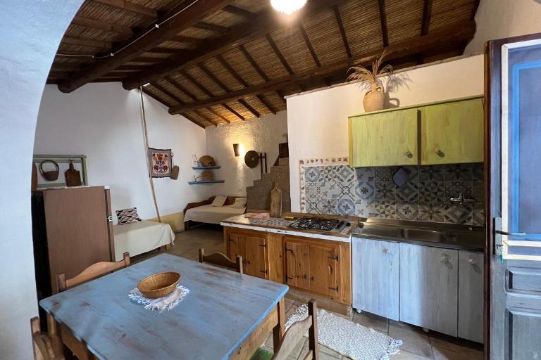 Appartements Antico Borgo - Appartement 2 pièces, San Giovanni Suergiu (CI)