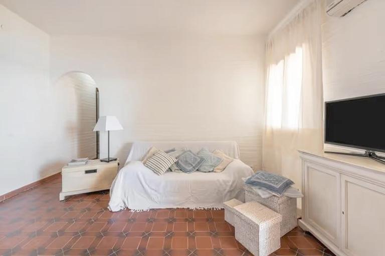 Holiday Homes Pietra del Sol - Apartment Stella 1st floor, Cagliari (CA)