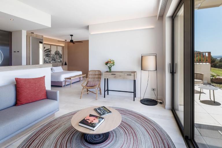 VRetreats Cala Cuncheddi - Junior Suite Terrace Sea View, Olbia (OT)