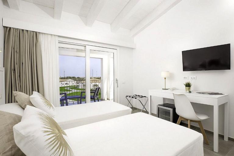 S’Arena Beach Oasis Hotel - Camera Comfort, Posada (NU)