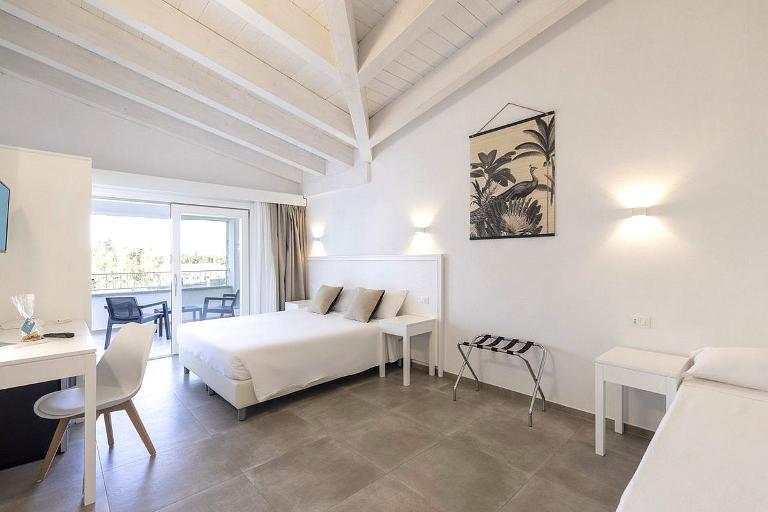 S’Arena Beach Oasis Hotel - Camera Family, Posada (NU)