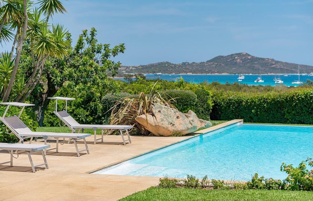 Villa Mirasol, San Teodoro (OT) #1
