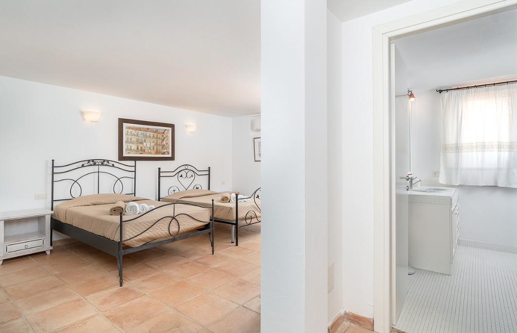 Villa Mirasol, San Teodoro (OT) #25