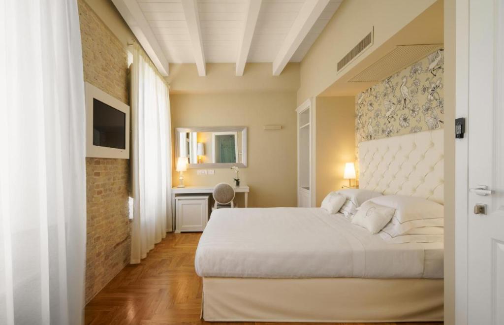 Boutique Hotel Carlo Felice, Cagliari (CA) #10