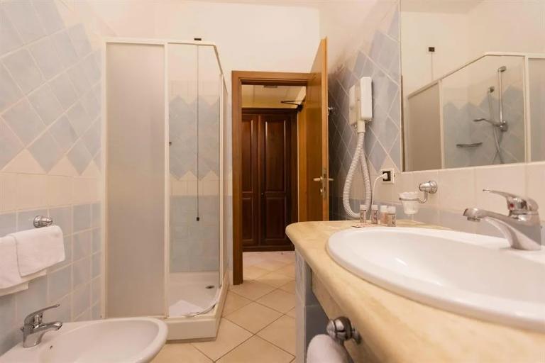 Horse Country Resort - Relax & Spa Room - Hotel Medar ****, Arborea (OR)