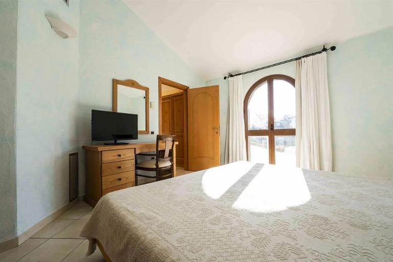 Horse Country Resort - Junior Suite / Suite - Hotel Medar ****, Arborea (OR)