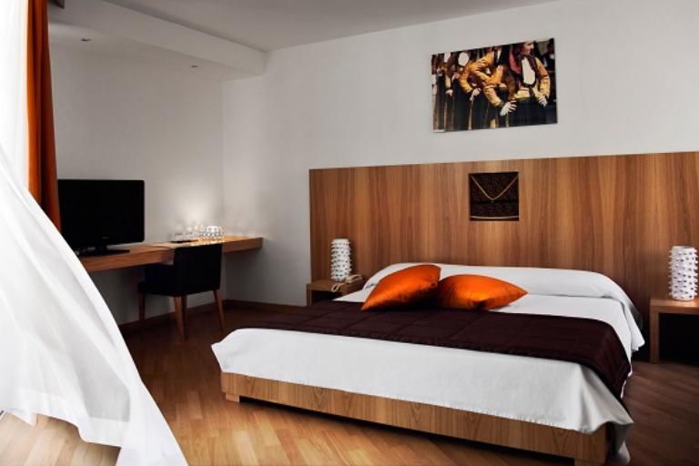 Lanthia Resort - Junior Suite, Santa Maria Navarrese (OG)