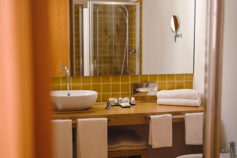 Lanthia Resort - Family Room, Santa Maria Navarrese (OG)