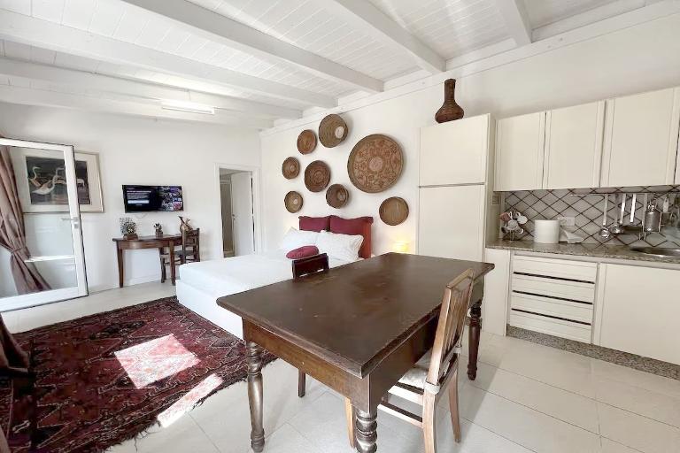 Residenza Peonia - Studio Appartement B, Cagliari (CA)