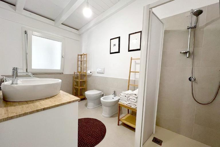 Residenza Peonia - Studio Appartement B, Cagliari (CA)