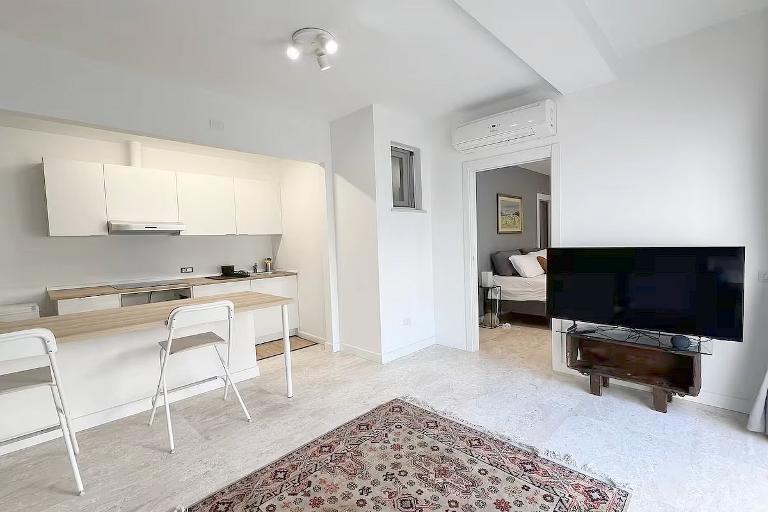 Residenza Peonia - Junior Suite L, Cagliari (CA)