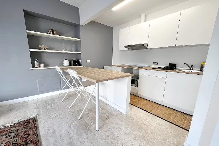 Residenza Peonia - Junior Suite L, Cagliari (CA)