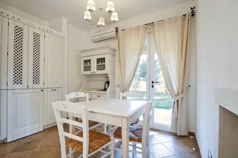 Villa Caprice - Appartment Sud, Cagliari (CA)