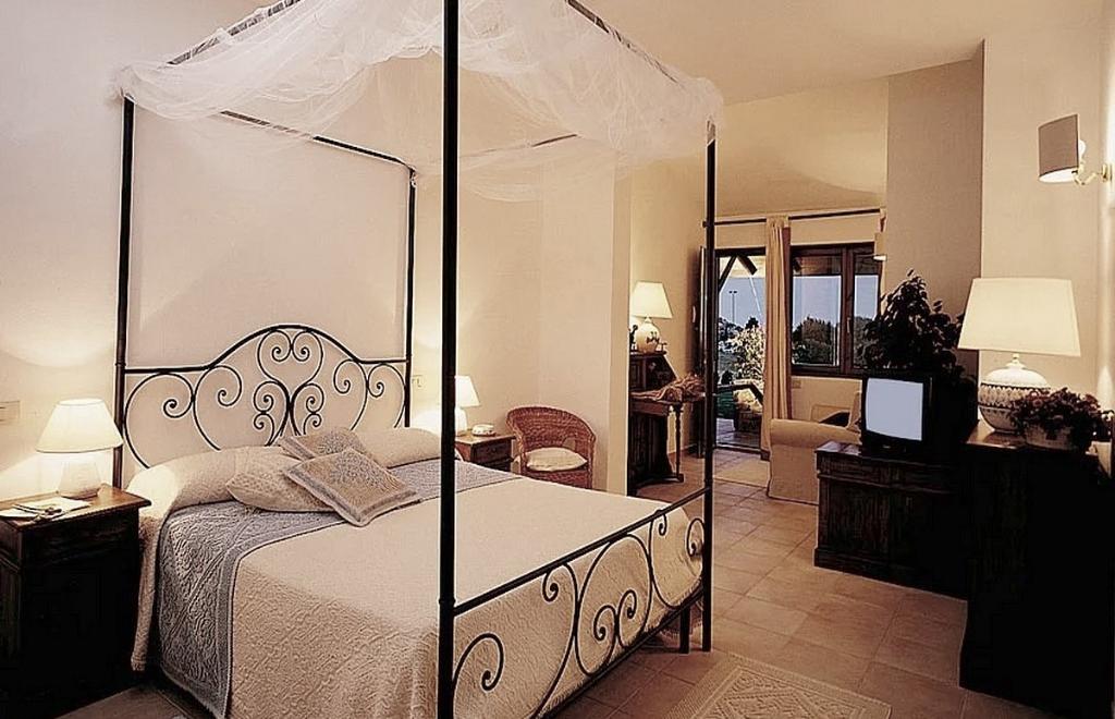 Hotel Spartivento, Domus de Maria (CA) #28