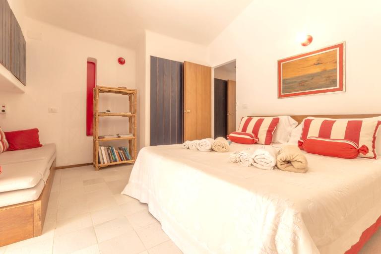 Villa Acquamarina - Villa Acquamarina , Portobello (OT)