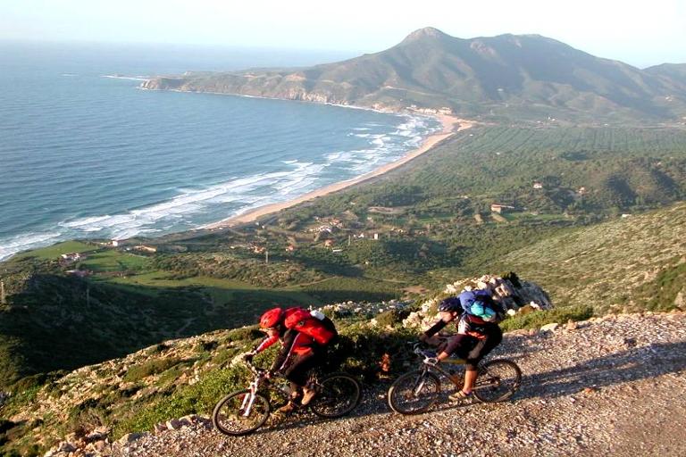 Tour à vélo du Sud-Ouest - Cabras - Pula dans le sud-ouest , Cabras (OR)