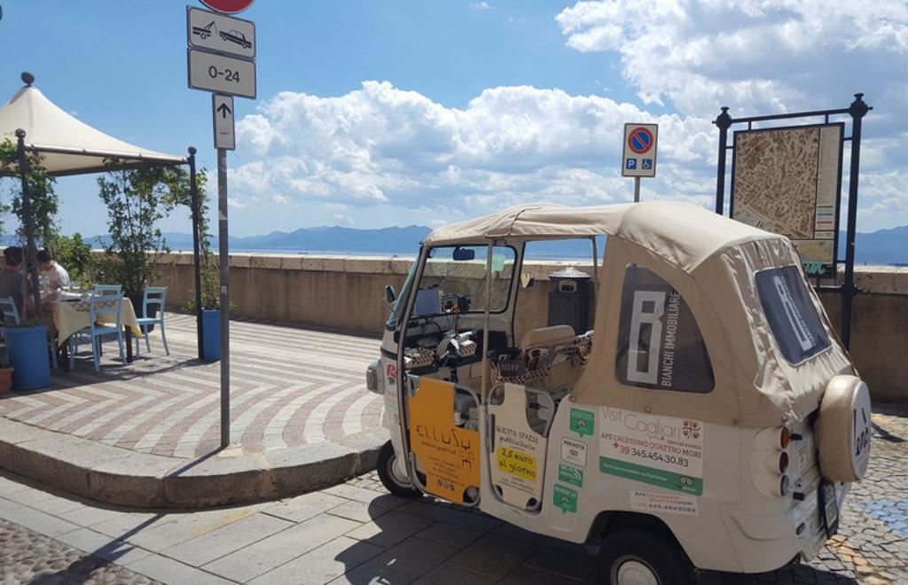 Discover historical mansions and fine restored homes in Sardinia, Cagliari (CA) #3