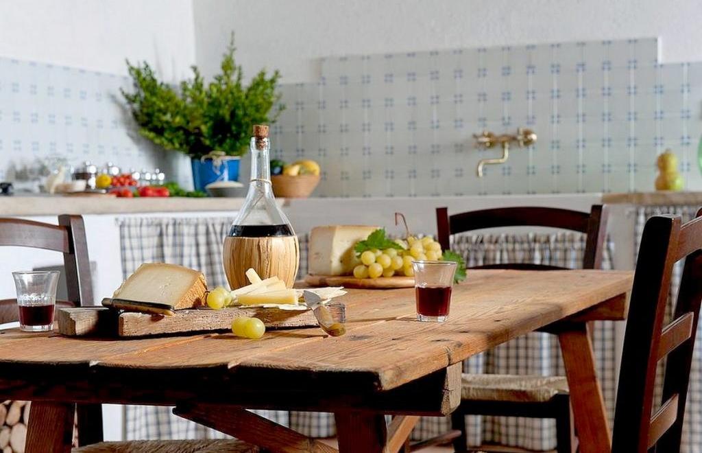 Discover historical mansions and fine restored homes in Sardinia, Cagliari (CA) #1