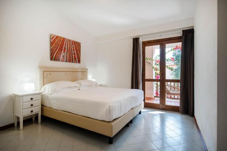 Residence Hotel Costa Serena - Suite Apartment, Palau (OT)