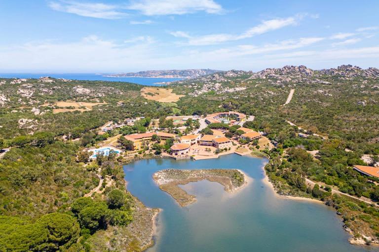 Residence Hotel Costa Serena - Suite Apartment, Palau (OT)