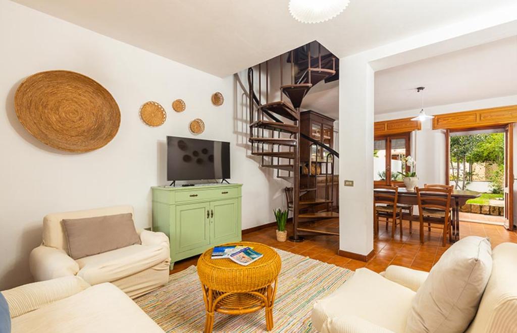 Fiori Ogliastra Maria, Santa Maria Navarrese (OG) #4