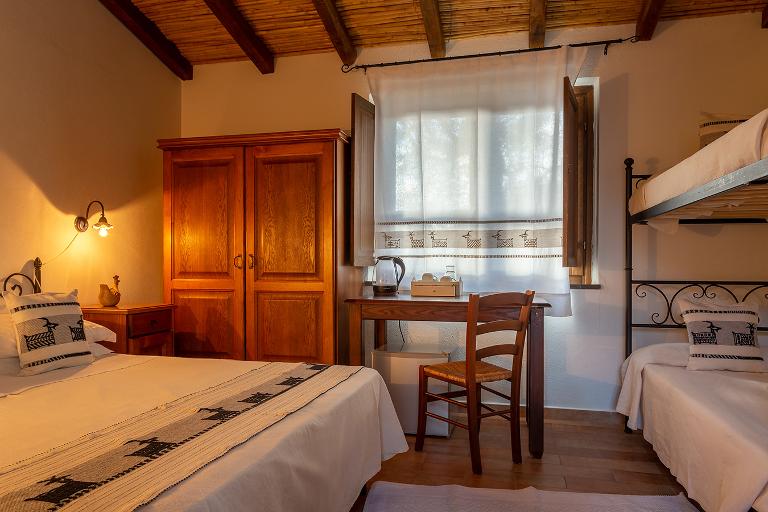 Farmhouse Canales - Quadruple Bedroom, Dorgali (NU)