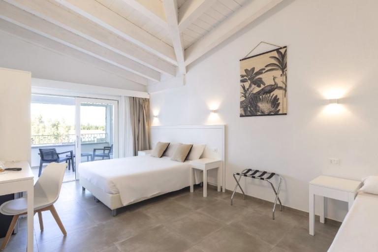 S’Arena Beach Oasis Hotel - Camera Superior, Posada (NU)