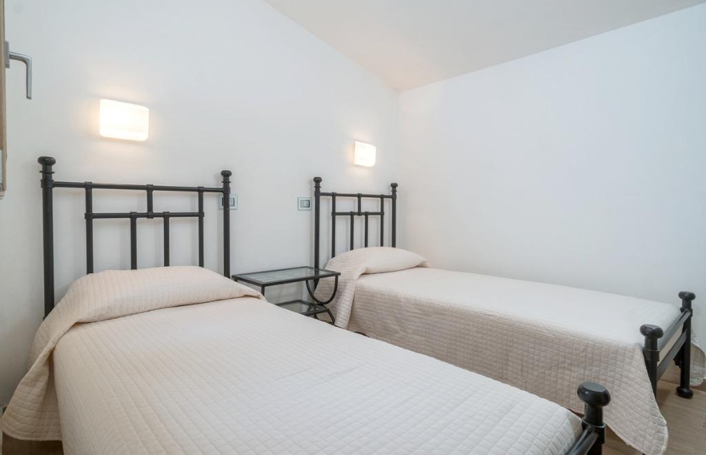 Home Mariposa, San Teodoro (OT) #13