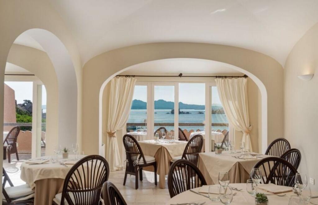 Hotel Cala Lunga, La Maddalena (OT) #12