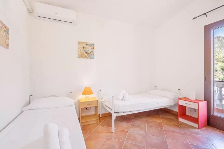 Ferienwohnungen Agave - Wohnung im ersten Stock, Tertenia (OG)
