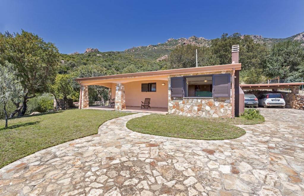 Casa Leola, Tertenia (OG) #2