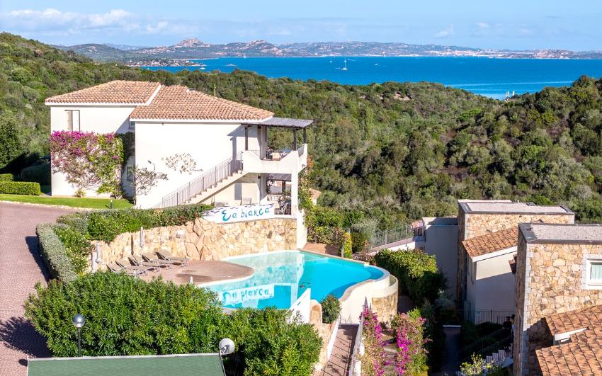 Residence Ea Bianca Residence Baia Sardinia - Sardegna