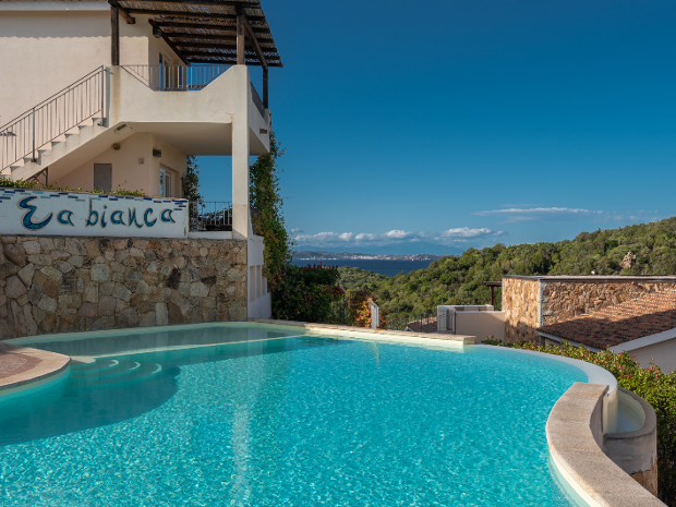 Residence Ea Bianca Residence Baia Sardinia - Sardegna