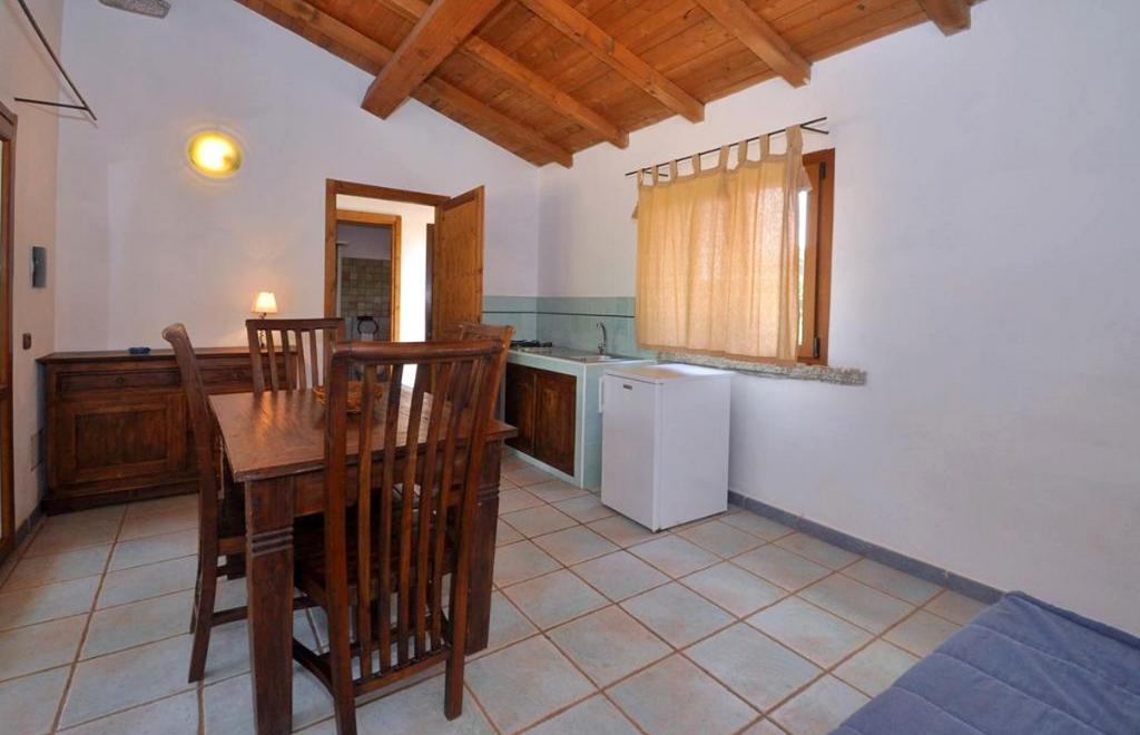 Huizen I Ginepri, Badesi (SS) #7