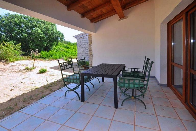 Huizen I Ginepri - Vakantiehuis met 1 bedkamer, Badesi (SS)
