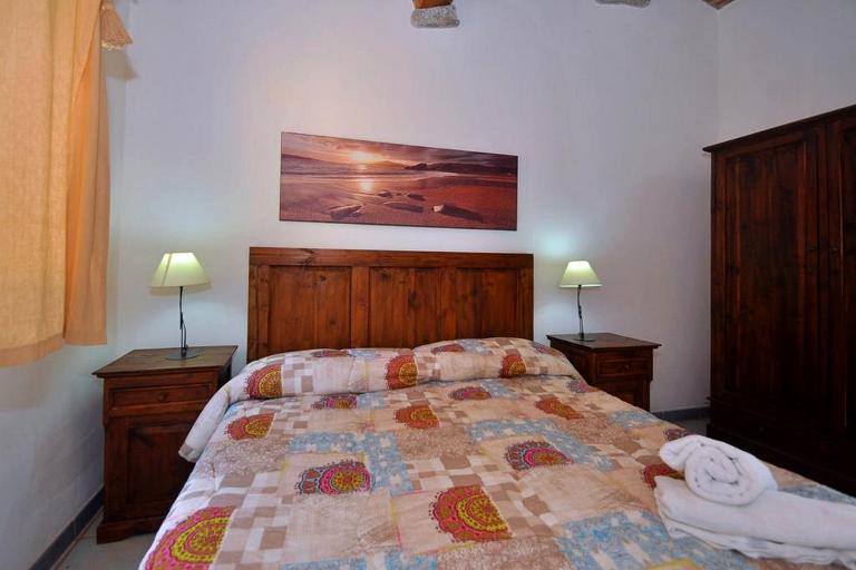 Huizen I Ginepri - Vakantiehuis met 1 bedkamer, Badesi (SS)