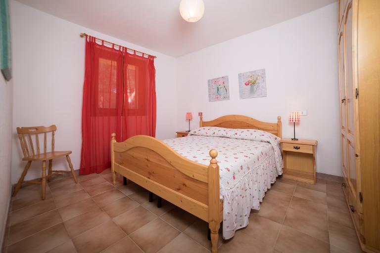 Ferienwohnungen Linnas Siccas - Ferienwohnung Sunrise für 4 Personen, Cala Liberotto (NU)