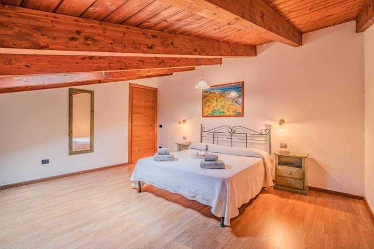 Residenz Borgo Monte Sixeri - Ferienwohnung mit 4 Schlafzimmern, Alghero (SS)
