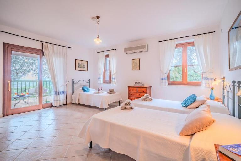 Residenz Borgo Monte Sixeri - Ferienwohnung mit 4 Schlafzimmern, Alghero (SS)